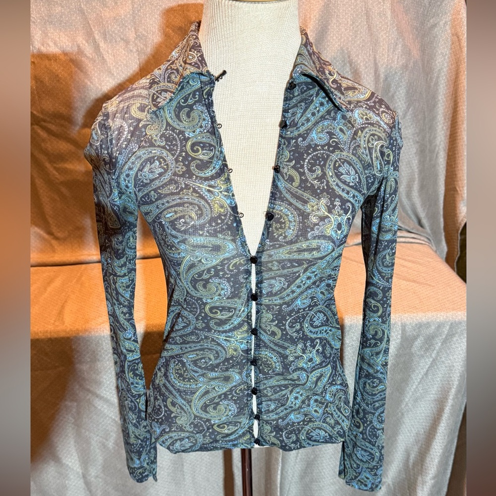 Moda International Paisley Top in shades of Blue and Gold.